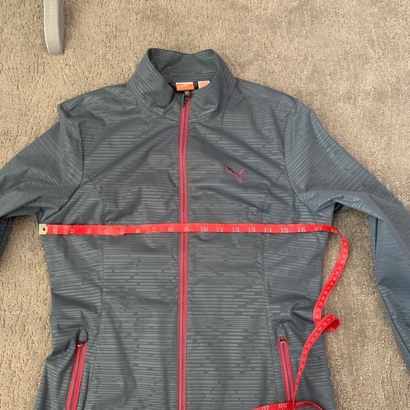 Puma Windbreaker - Picture 14 of 16